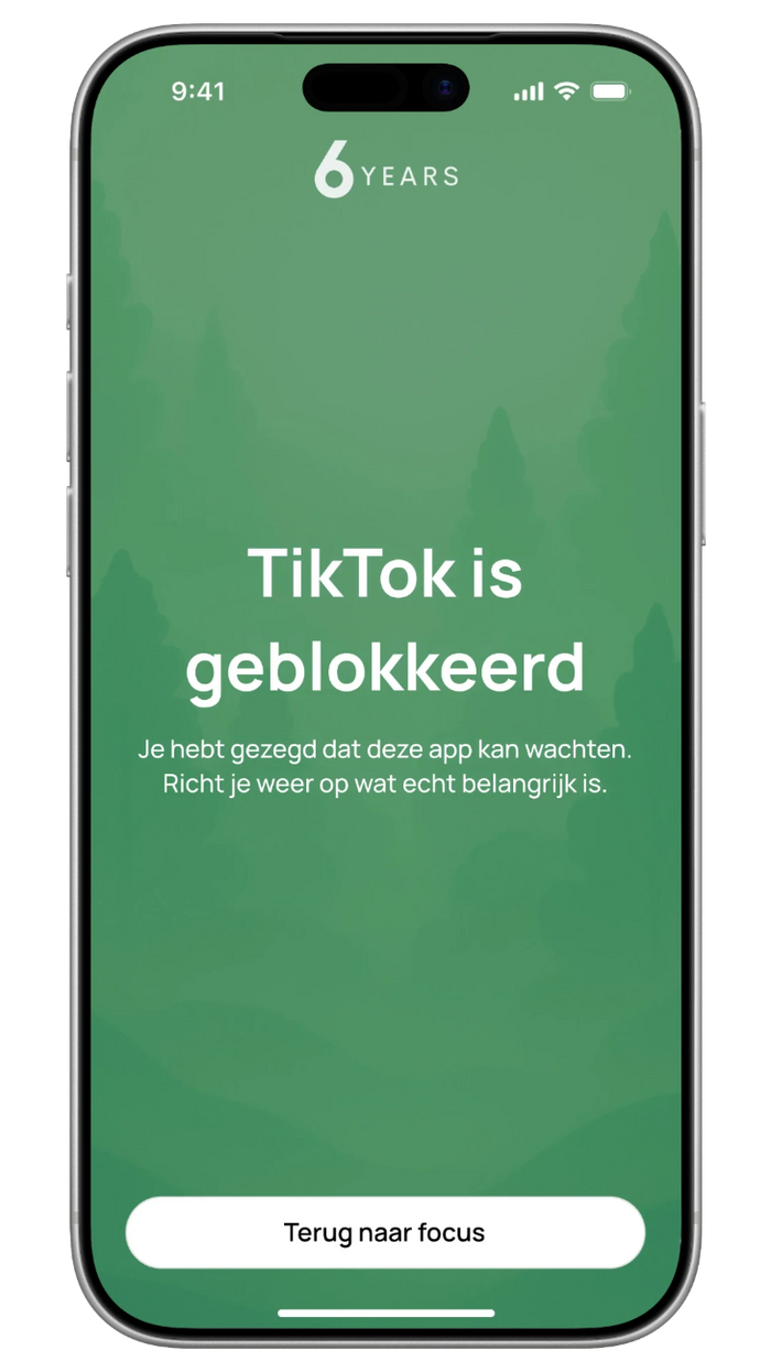 Een telefoon met de melding dat een app op slot staat